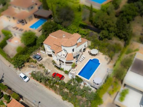Kolam renang di atau dekat dengan Villa Golden by Interhome