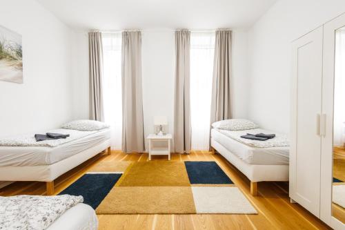 5 beds 2 bedrooms top apart in vienna's heart