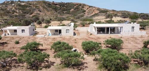 Plakopoules Beach Apartments