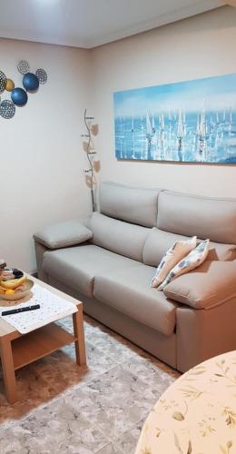 Cozy apartment just 8 min walk from the beach!