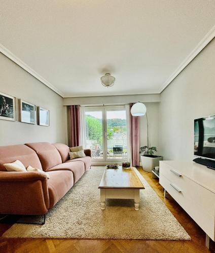 Apartamento con estilo con estacionamiento gratuito