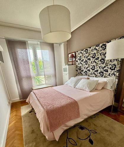 Apartamento con estilo con estacionamiento gratuito
