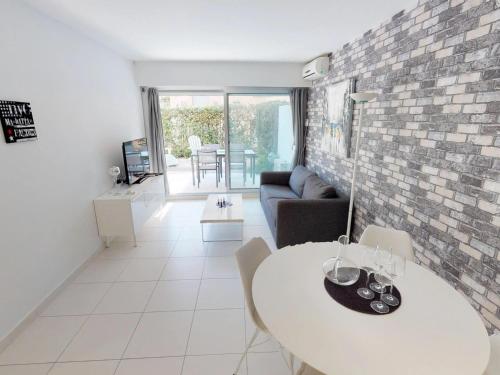 Appartement moderne 2P avec terrasse à Menton