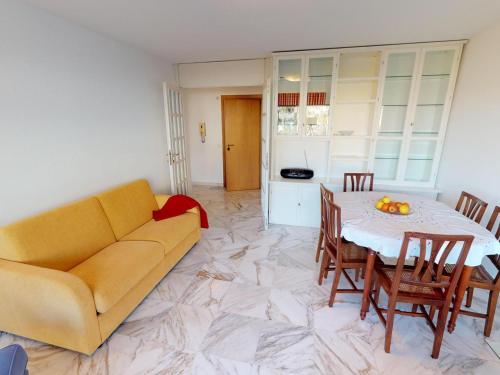 Spacieux 2P avec terrasse, garage et wifi à Menton