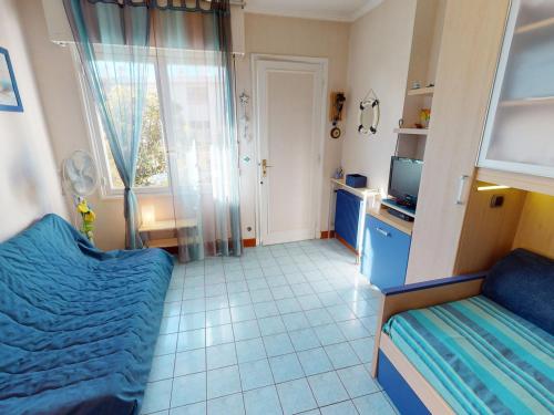 Studio lumineux avec grande terrasse et garage privé