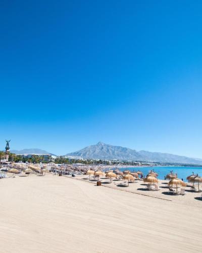 Denise Suite Banus
