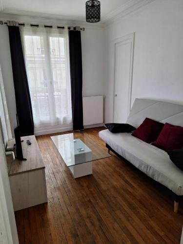 Charming apartment in the heart of Paris