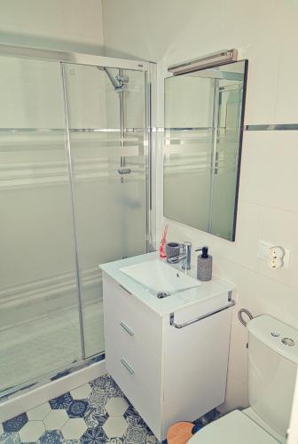 APARTAMENTO J&V Las NACIONES-BENALMADENA