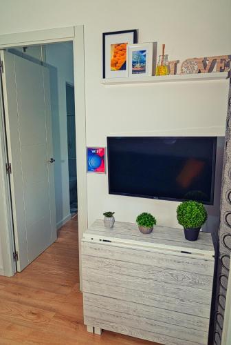 APARTAMENTO J&V Las NACIONES-BENALMADENA