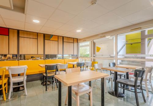 Εστιατόριο ή άλλο μέρος για φαγητό στο B&B HOTEL Lens Noyelles-Godault