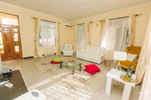 Gallery image of Find Home, Feel Home in Dar es Salaam