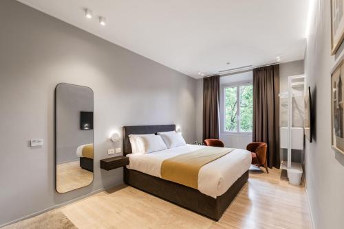 Trastevere Travertino Suite