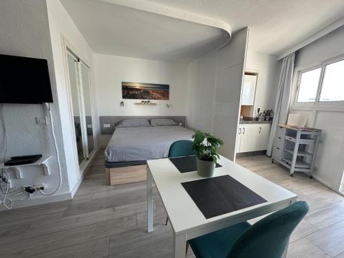 Cozy studio with stunning view