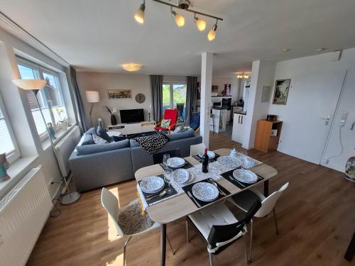 Η κουζίνα ή μικρή κουζίνα στο Penthouse Panoramablick Rosie - Monteure Willkommen!