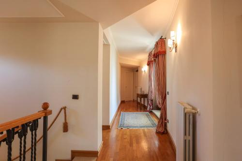 Ένα ή περισσότερα κρεβάτια σε δωμάτιο στο Jos Villa