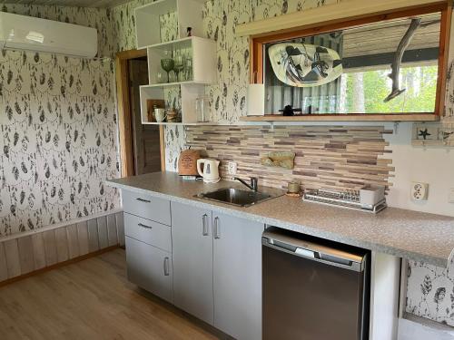 Dapur atau dapur kecil di sun& relax- TINYHOUSE