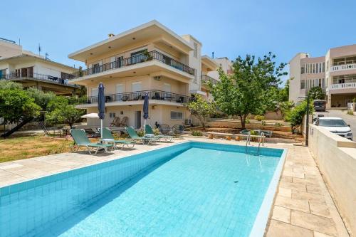 6622 Luxury Apartment with Shared Pool