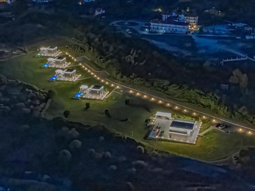 Άποψη από ψηλά του Continent Villas