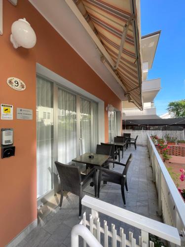 Balkón nebo terasa v ubytování HOTEL D'ANNUNZIO