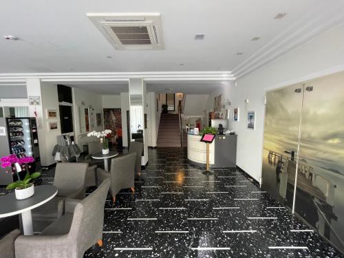 Posezení v ubytování HOTEL D'ANNUNZIO