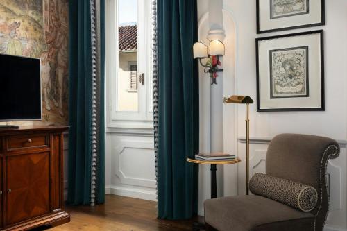 TV o dispositivi per l'intrattenimento presso The St. Regis Florence