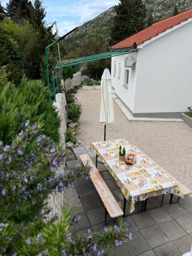 Kuća za odmor Bebić, Kremena