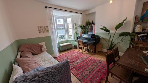 Χώρος καθιστικού στο A cosy home in the heart of town