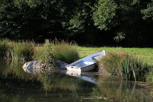 Photo de la galerie de l'établissement Manoir De Kergontrary, à Plounevez-Quintin