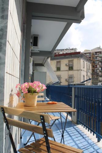 Naples Apartment - Nicolini 39