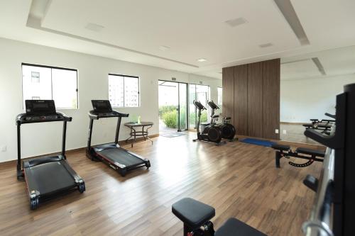 Pusat kecergasan dan/atau kemudahan kecergasan di Le Chalet - Luxury Apartment com 2 ar condicionado