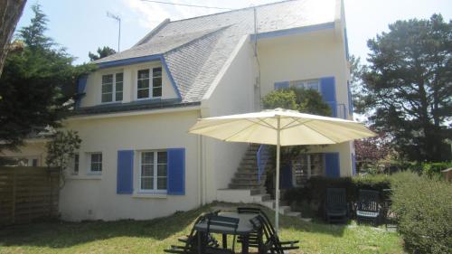 Vent d Ouest T4 avec jardin les plages à pied