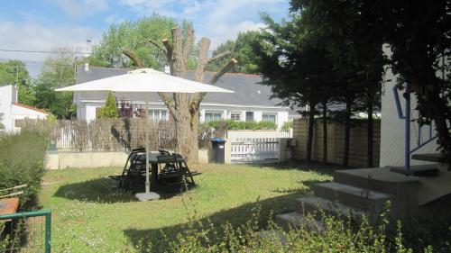 Photo de la galerie de l'établissement Vent d Ouest T4 avec jardin les plages à pied, à Pornichet