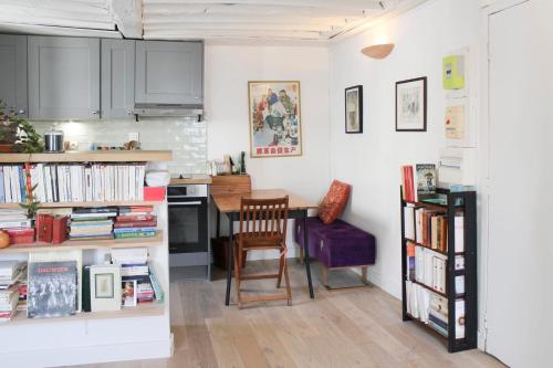 Beautiful studio for couple with courtyard