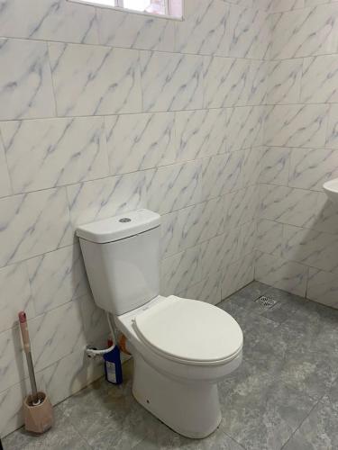 Bilik mandi di Rekod Apartments