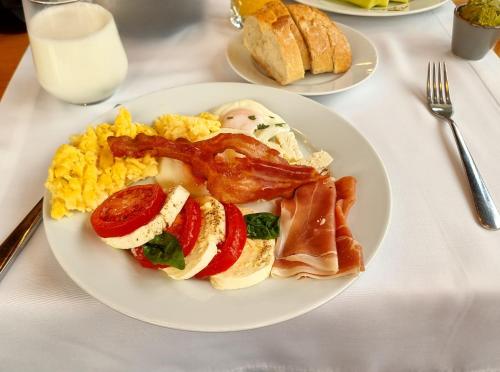 Đồ ăn tại/gần nhà nghỉ dưỡng