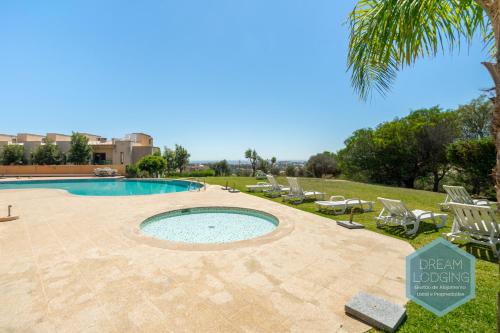 Patroves Sea View - Dream Lodging