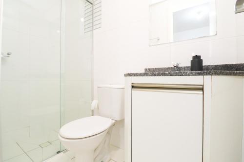 Un baño de Studio com Garagem Centro Histórico de Curitiba