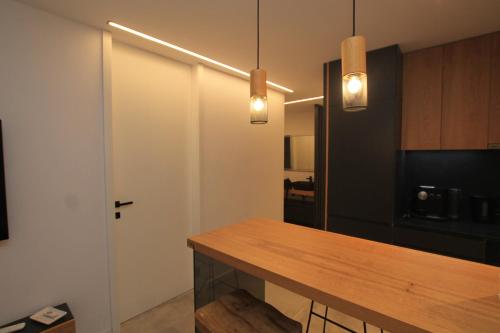 Kuchyň nebo kuchyňský kout v ubytování Lux Casa Praia Beach House