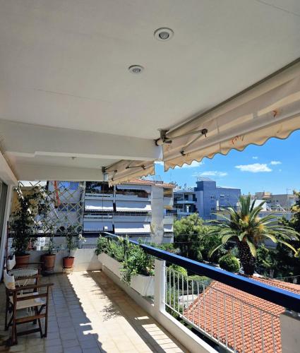 Spacious 3BR Apt with Large Balcony Near Metro & ACS