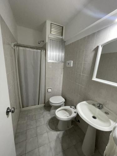 Koupelna v ubytování Del Galpón Hotel