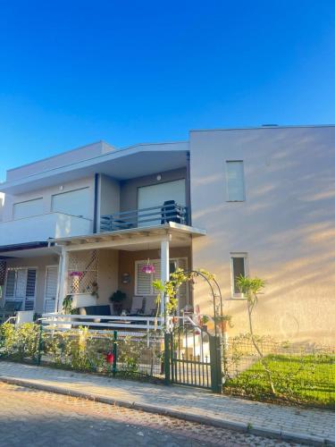 DEJA BLUE Beach House Bay of Lalzi Durres Gjiri Lalzit