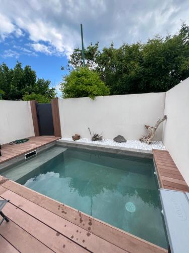 Villa JOPI 3Ch piscine plage entierement climatisée