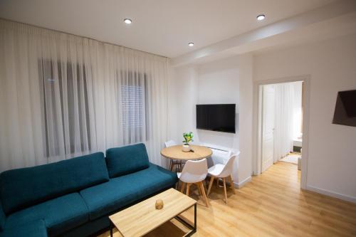 Μια τηλεόραση ή/και κέντρο ψυχαγωγίας στο MOHO Residences Downtown Korca-Republika Boulevard