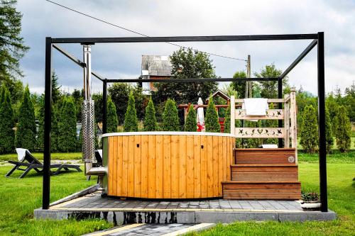 Zahrada ubytování Gościniec Kukułka z Jacuzzi