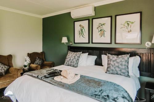 Postel nebo postele na pokoji v ubytování Aloe Corner, Cathkin Estates by Euphoric Leisure