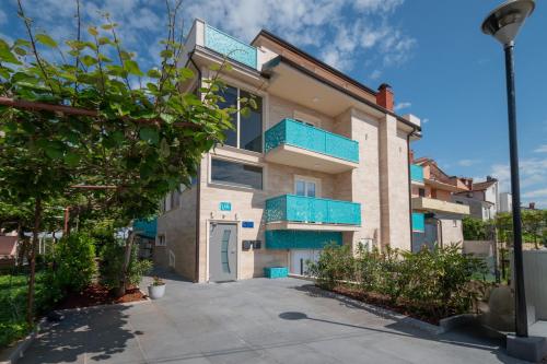 Luxury Apartments Vili