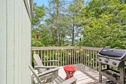 Μπαλκόνι ή βεράντα στο Mountain View 3BDR with Hot Tub, Game Loft and Deck