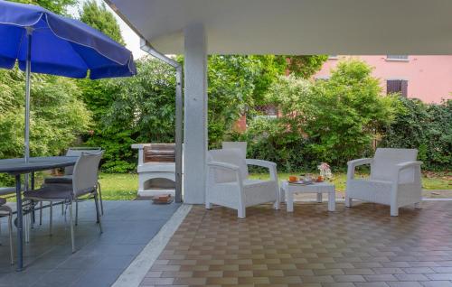 Κήπος έξω από το Villa Maria