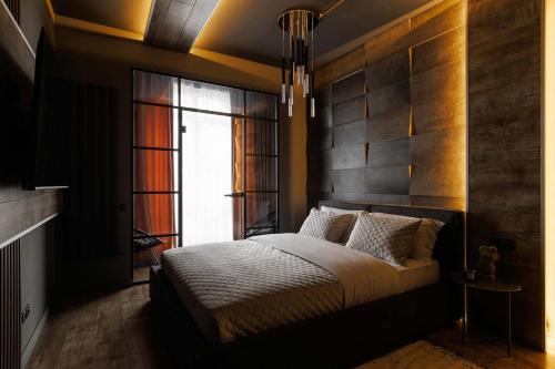 Designer Loft - Downtown quiet - GrandStay Certified