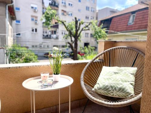 Courtyard Flats Apartment URBAN STAY